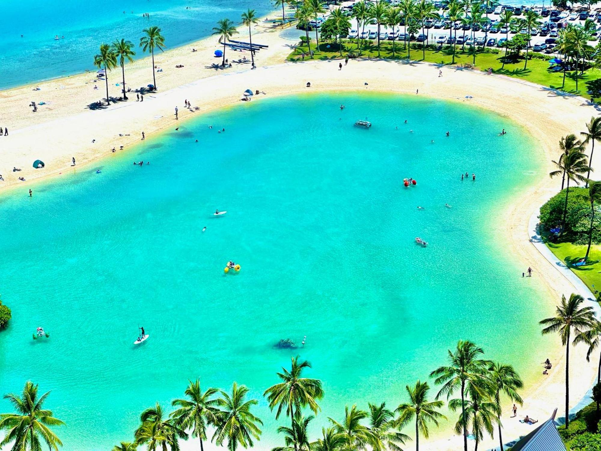 Waikiki Beach Experience! Luxury Oceanview Suite! ホノルル エクステリア 写真