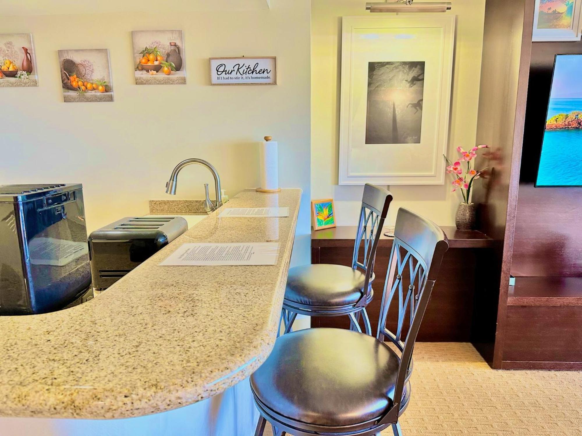 Waikiki Beach Experience! Luxury Oceanview Suite! ホノルル エクステリア 写真